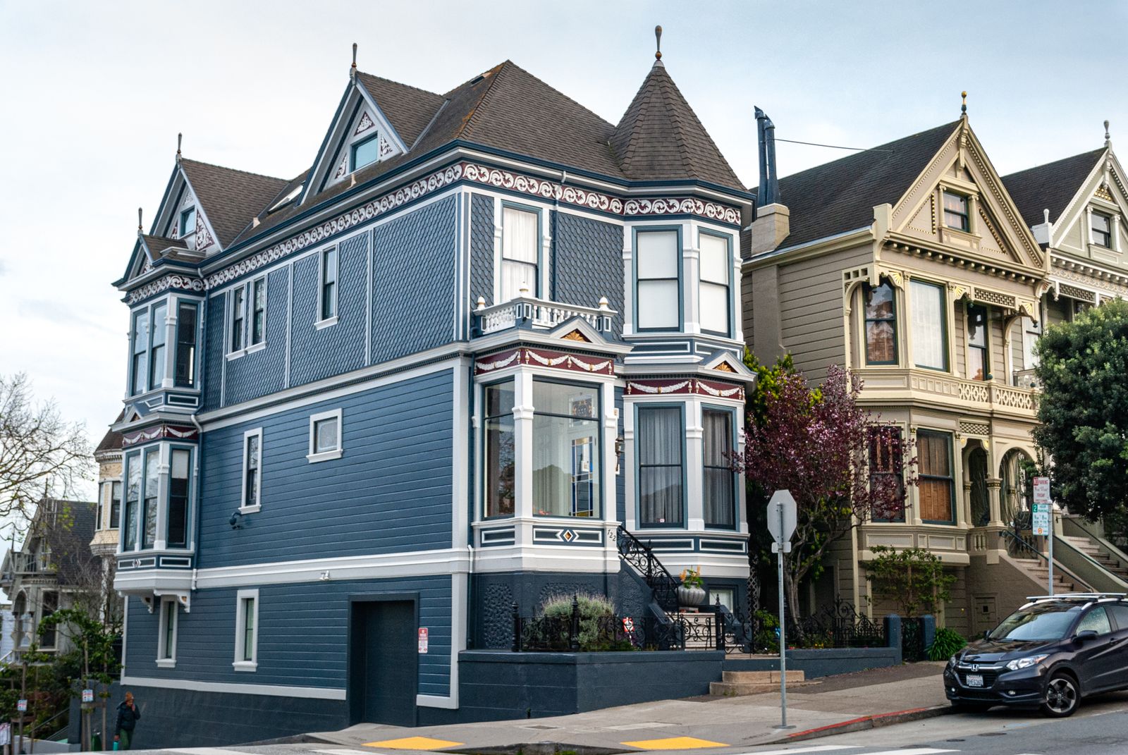 Victorian houses on a sunny San Francisco street